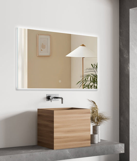 Delta LED tükör